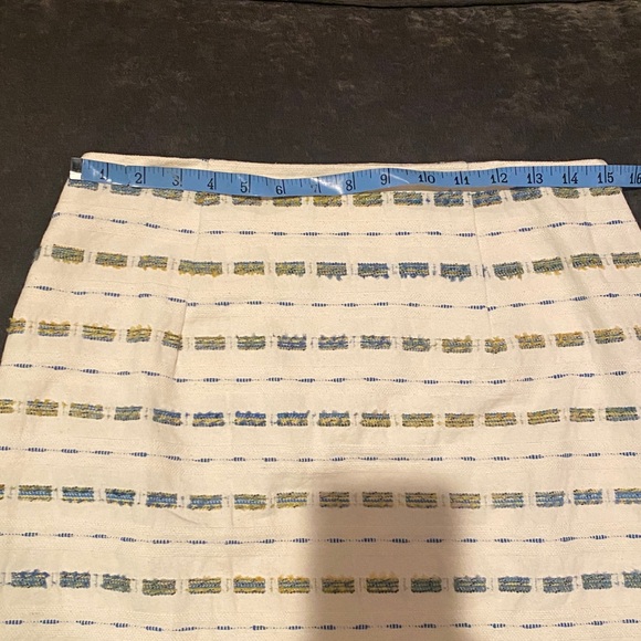 Ann Taylor Loft Woven Mini Skirt - Picture 7 of 8